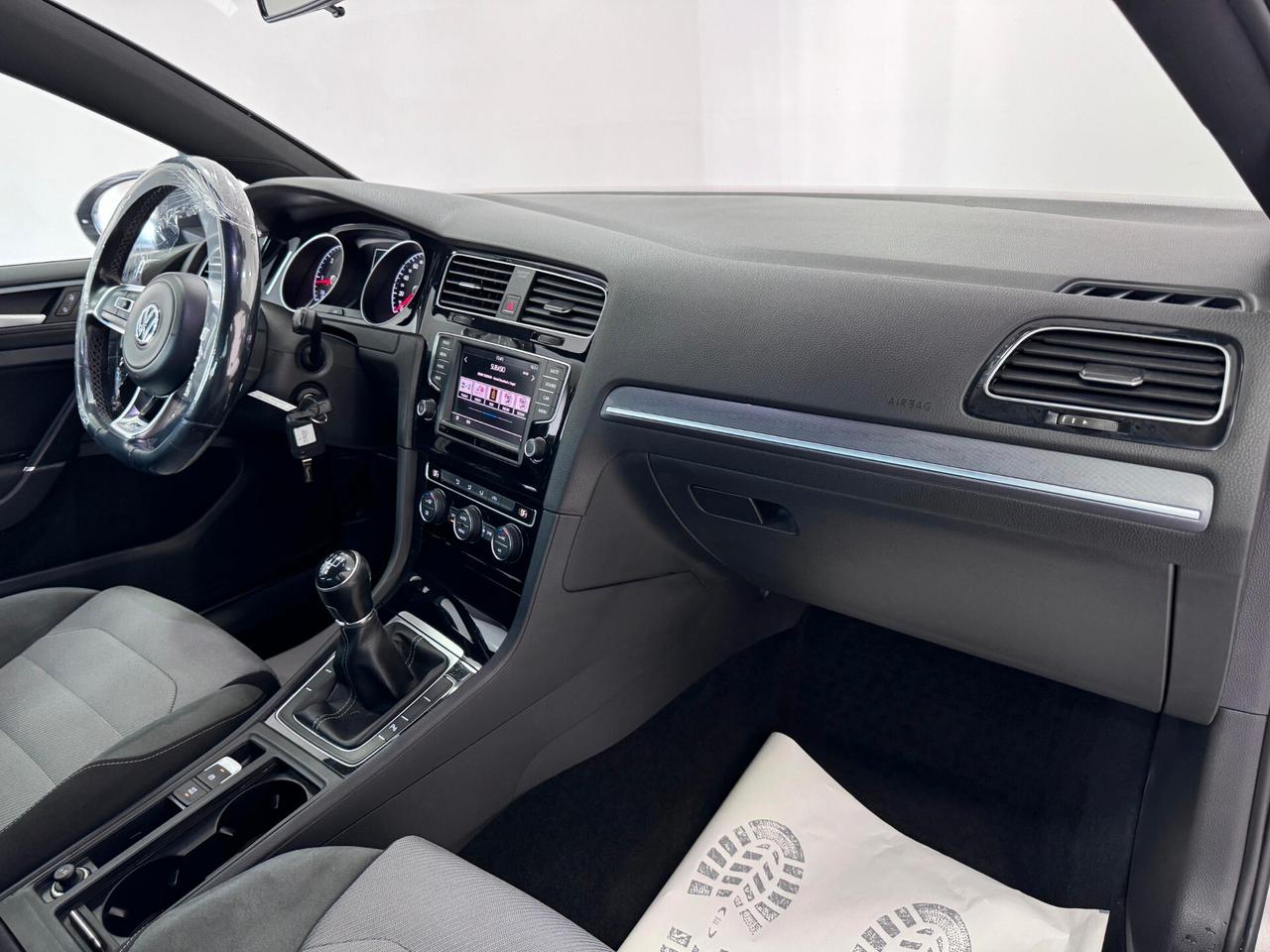 Volkswagen Golf 1.6 TDI 110 CV 5p. Sport-R LINE-E6