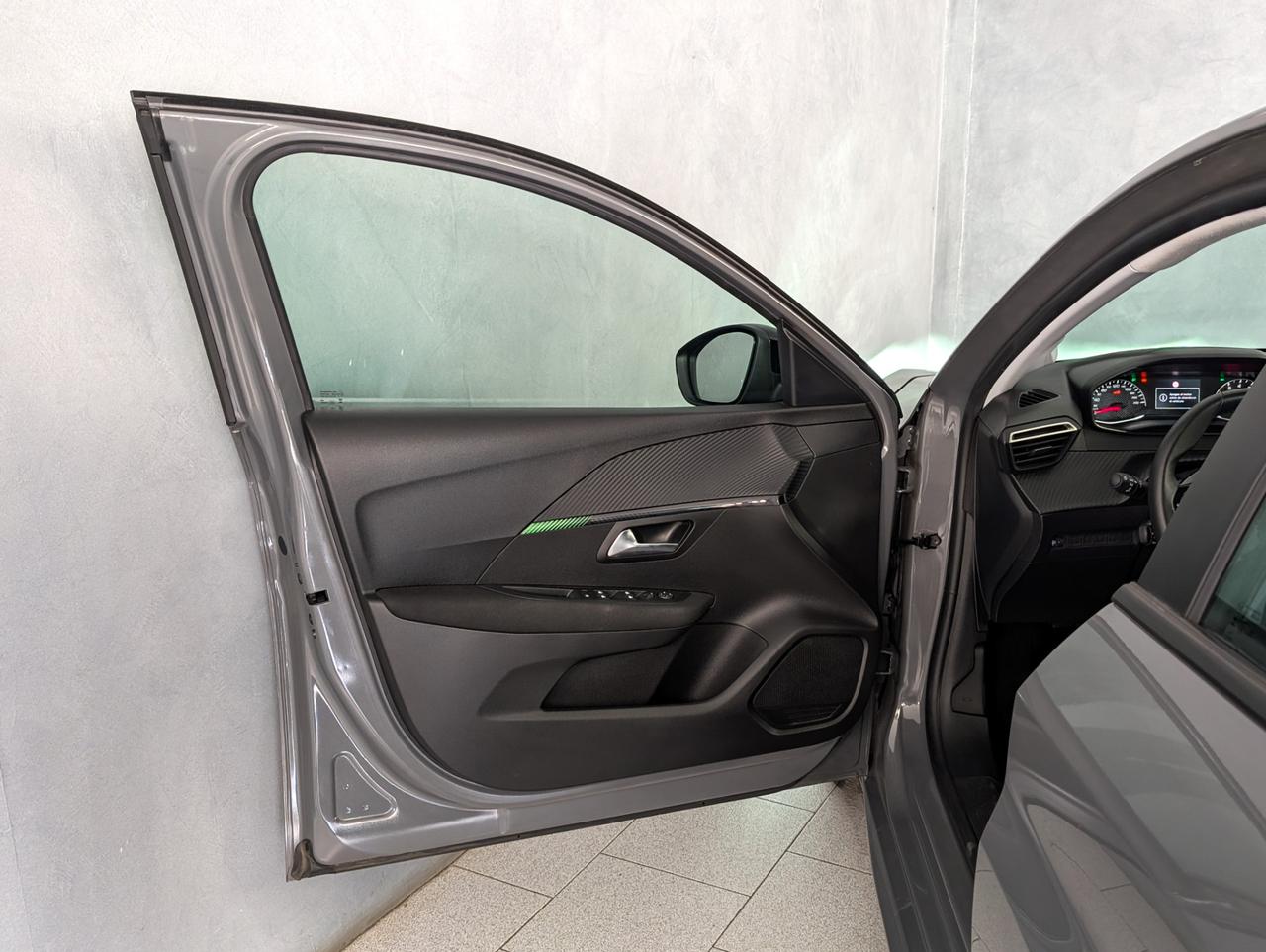Peugeot 208 1.2 puretech 100cv Active