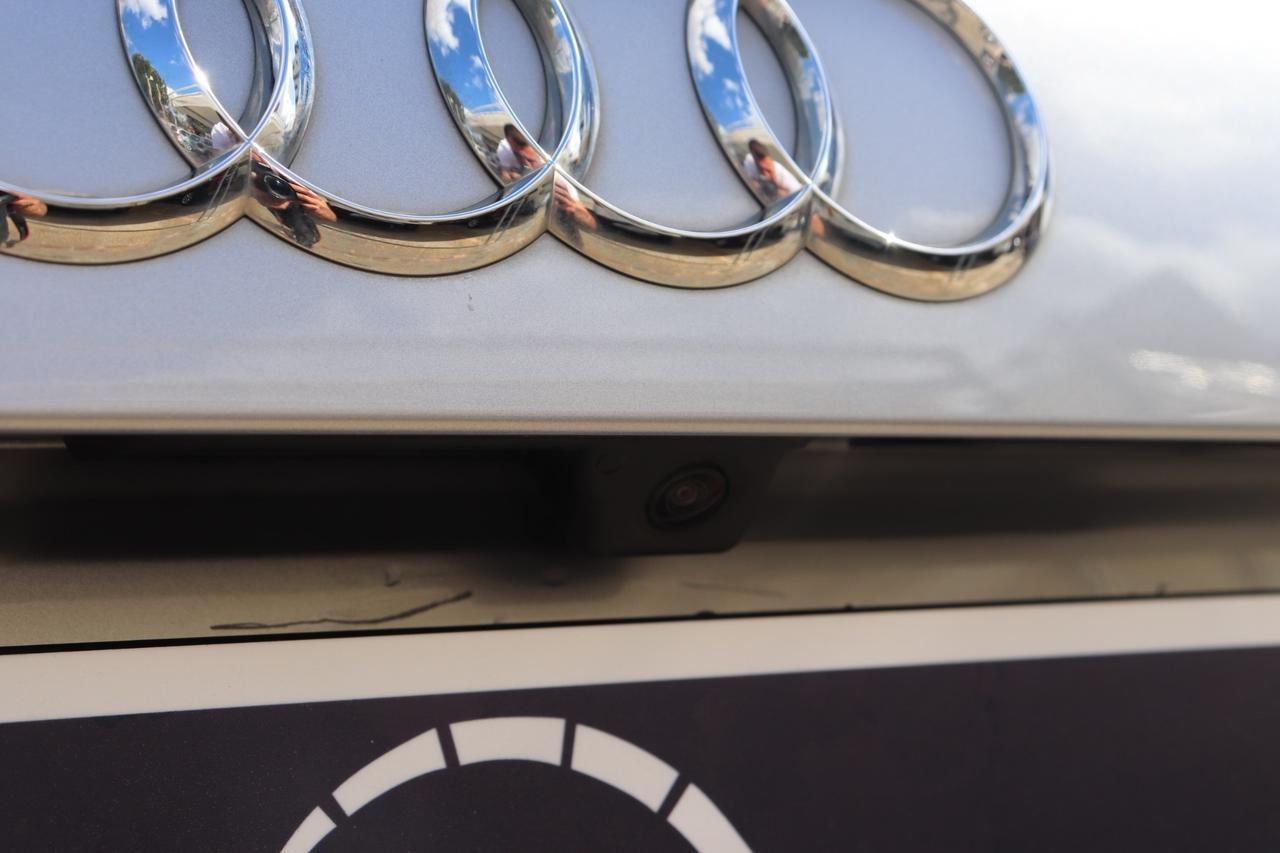 Audi Q3 40 TDI quattro S tronic Business Advanced