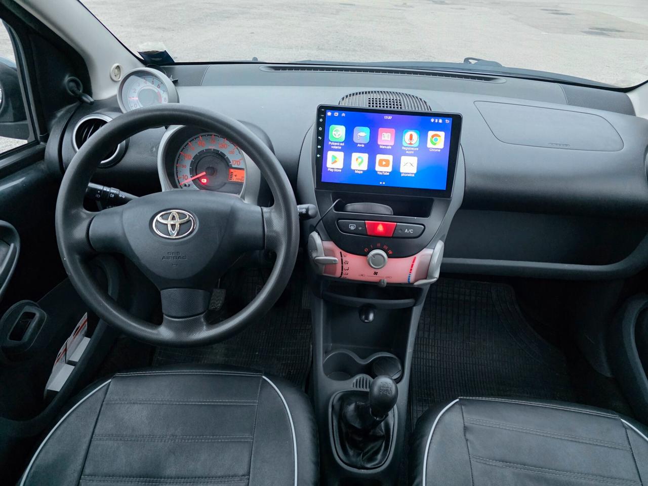 Toyota Aygo 1.0 12V VVT-i 5 porte Sol