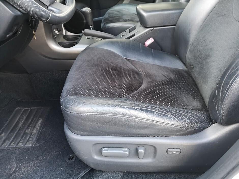 Toyota RAV 4 RAV4 Crossover 2.2 D-4D 150 CV DPF Exclusive