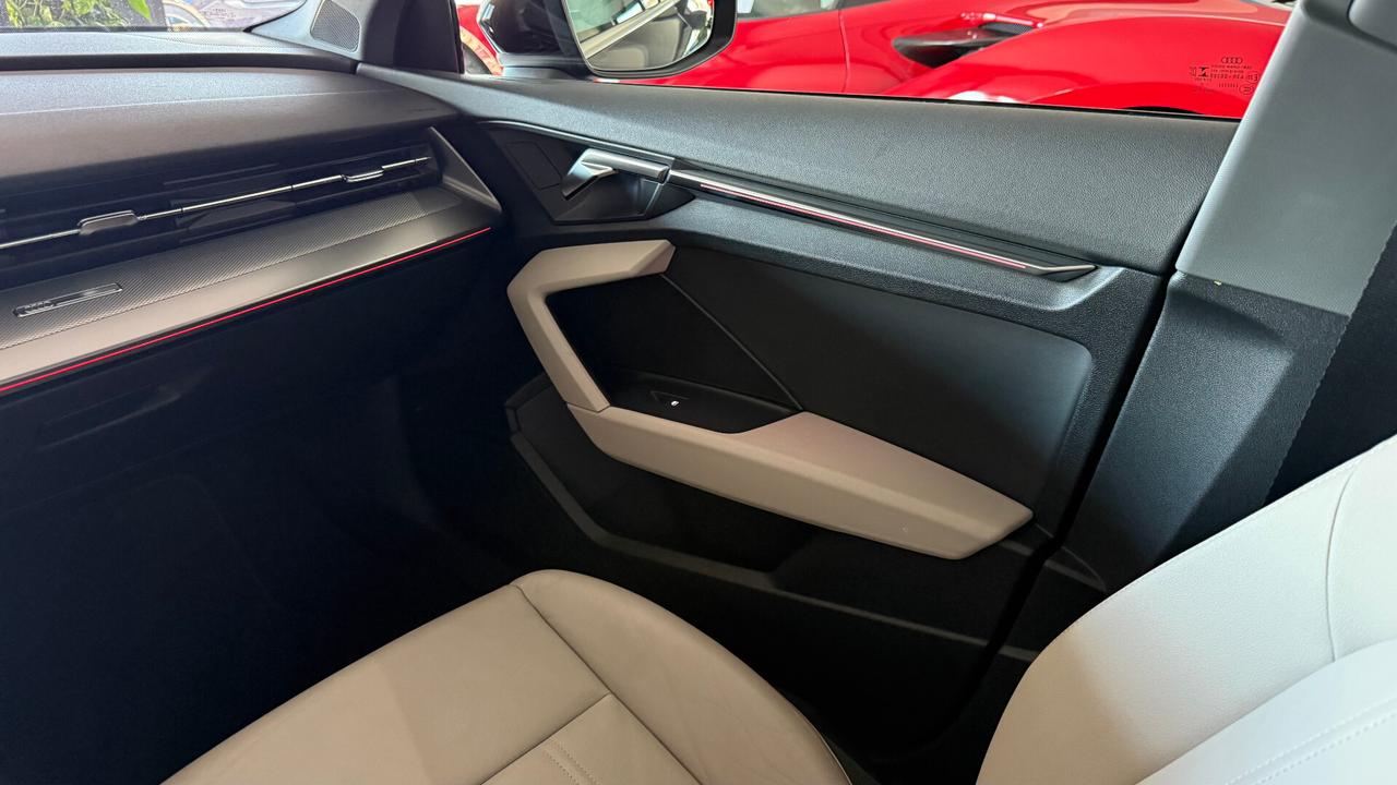 AUDI A3 SPORTBACK S LINE TETTO APRIBILE