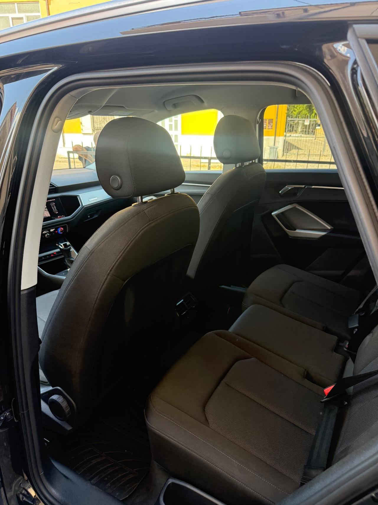 Audi Q3 35 TDI