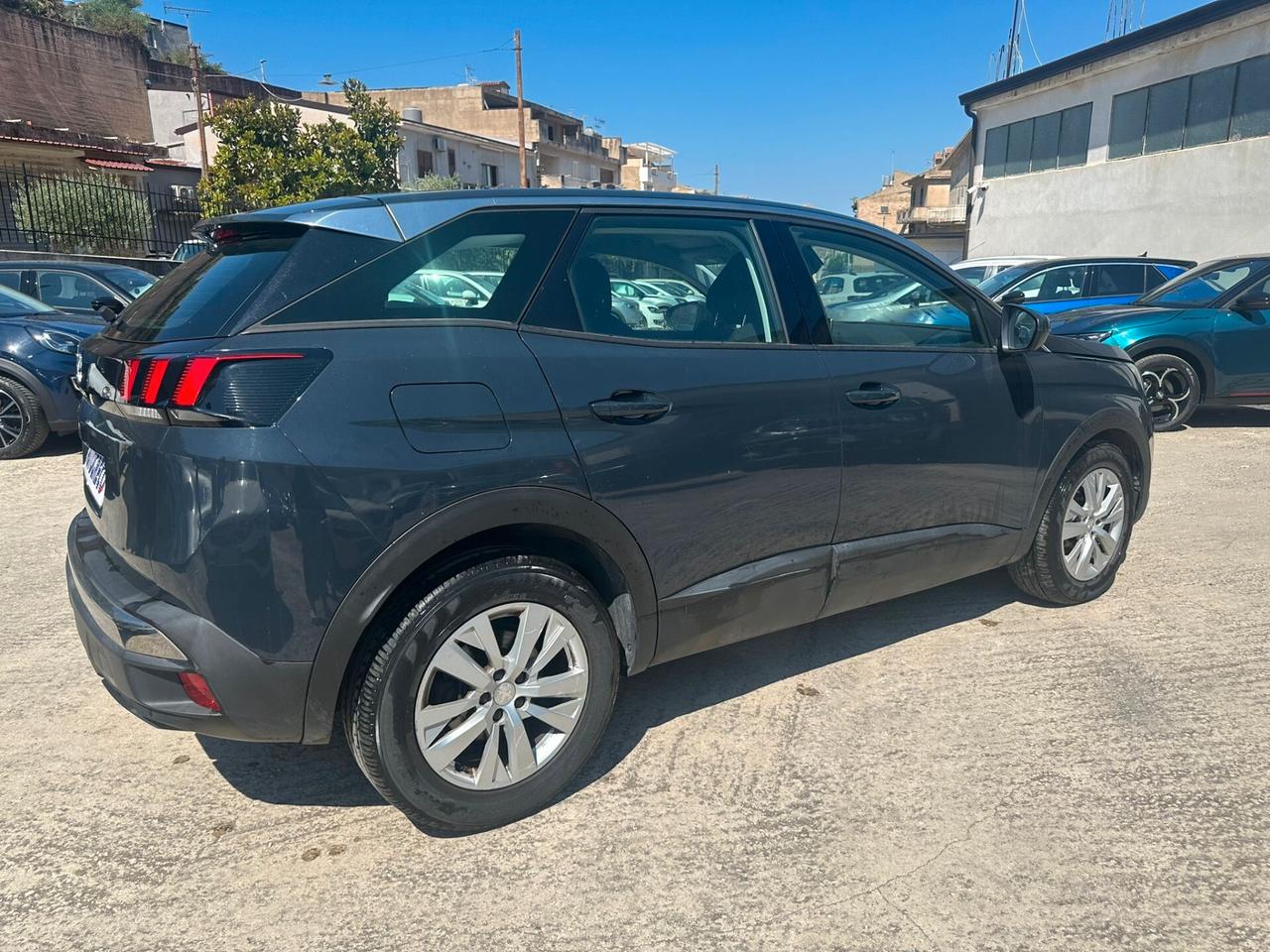 Peugeot 3008 BlueHDi 130 S&S Business
