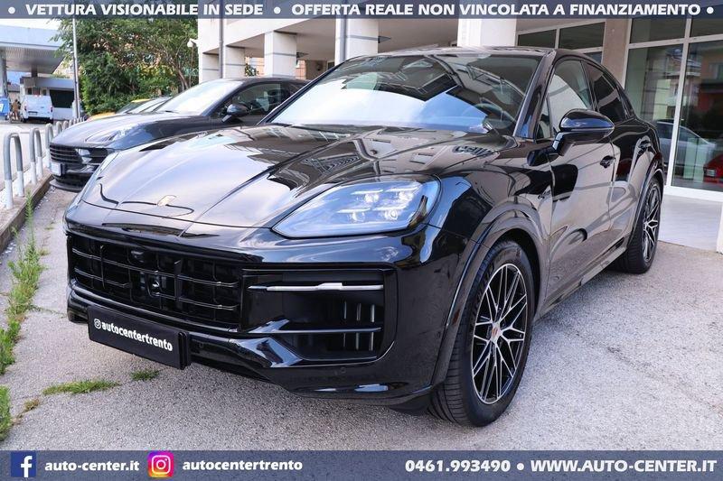 Porsche Cayenne Coupè 3.0 V6 Coupè E-Hybrid Black Edition Sport Design