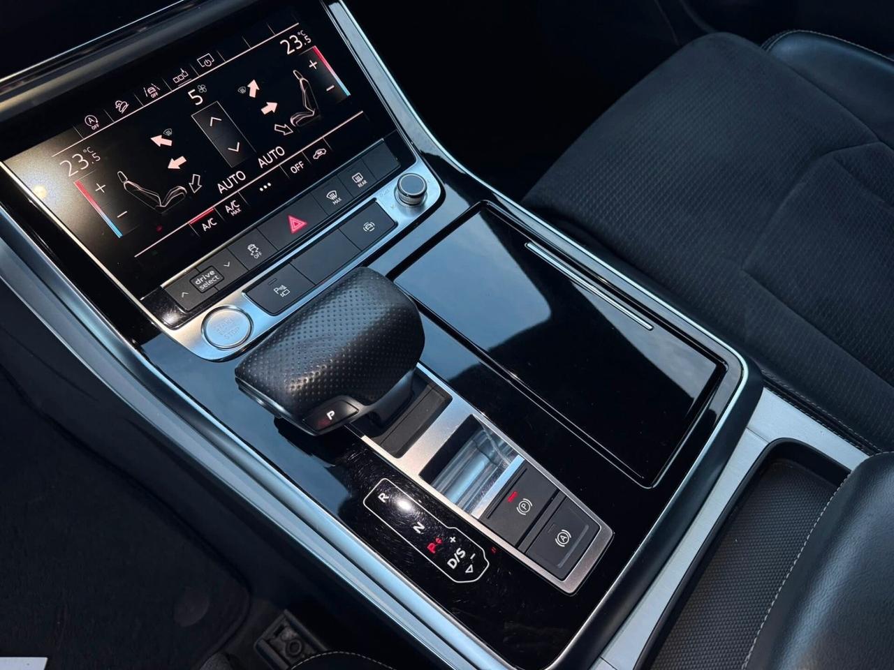 Audi Q8 50 TDI 286 CV quattro tiptronic Sport