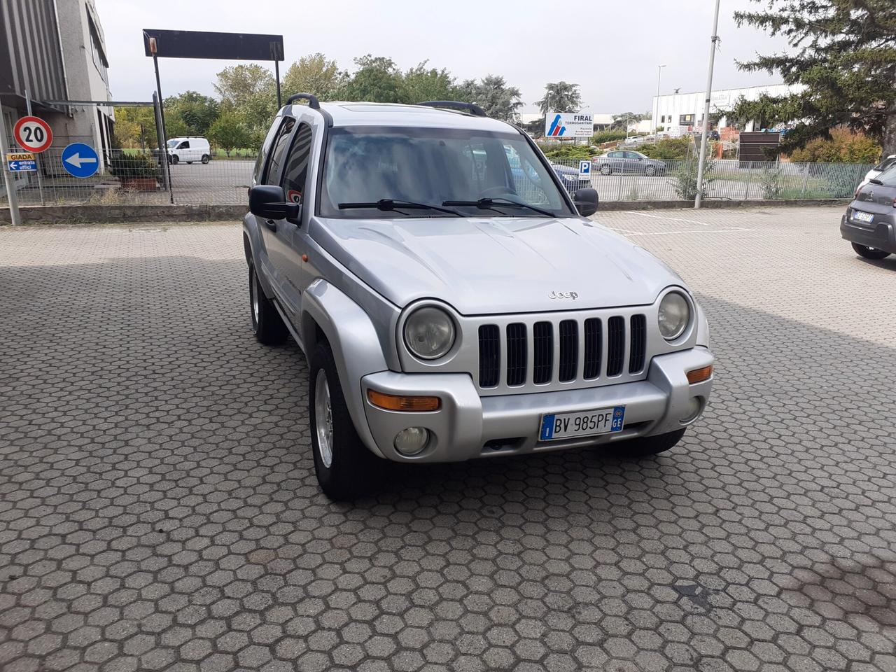 Jeep Cherokee 2.5 CRD Limited