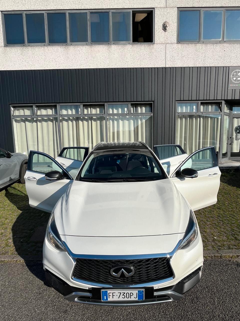 Infiniti QX30 2.2 diesel DCT AWD Premium Tech