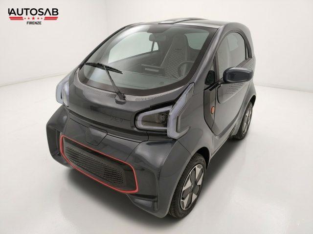 XEV YOYO Elettrica Clima Bluethoot Unico Proprietario
