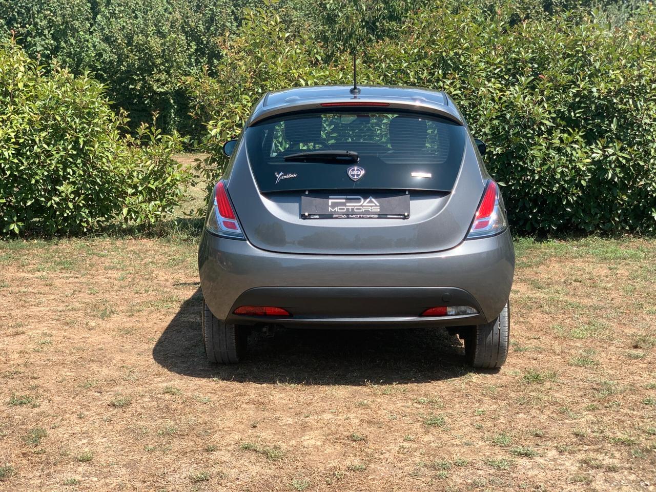 Lancia Ypsilon 1.0 FireFly 5 porte S&S Hybrid Silver Plus