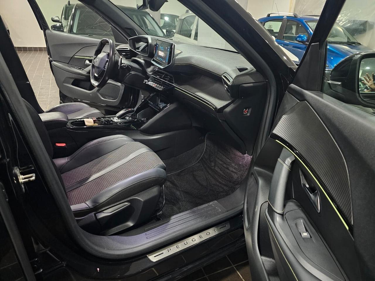 NUOVA PEUGEOT 2008 GT-LINE 1.5 BLUEHDI 131CV EAT8 CAMBIO AUTOMATICO F1