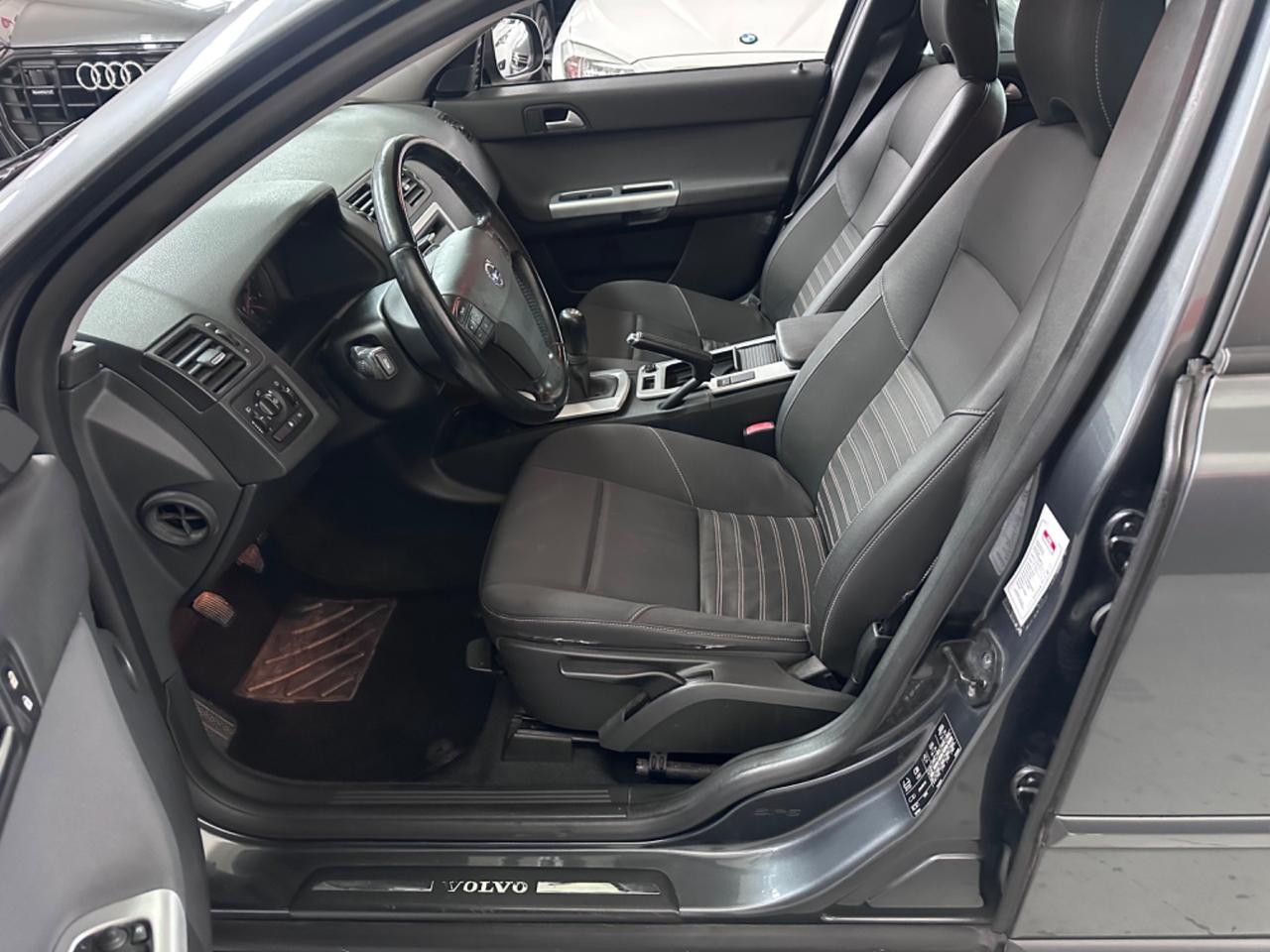 Volvo V50 D2 POLAR