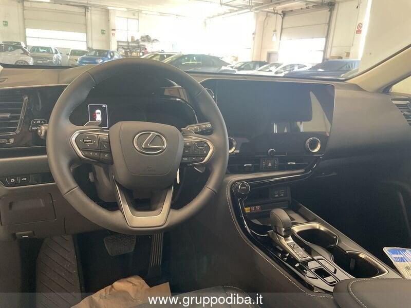 Lexus NX 2.5H ECVT 2WD BUSINESS MY24