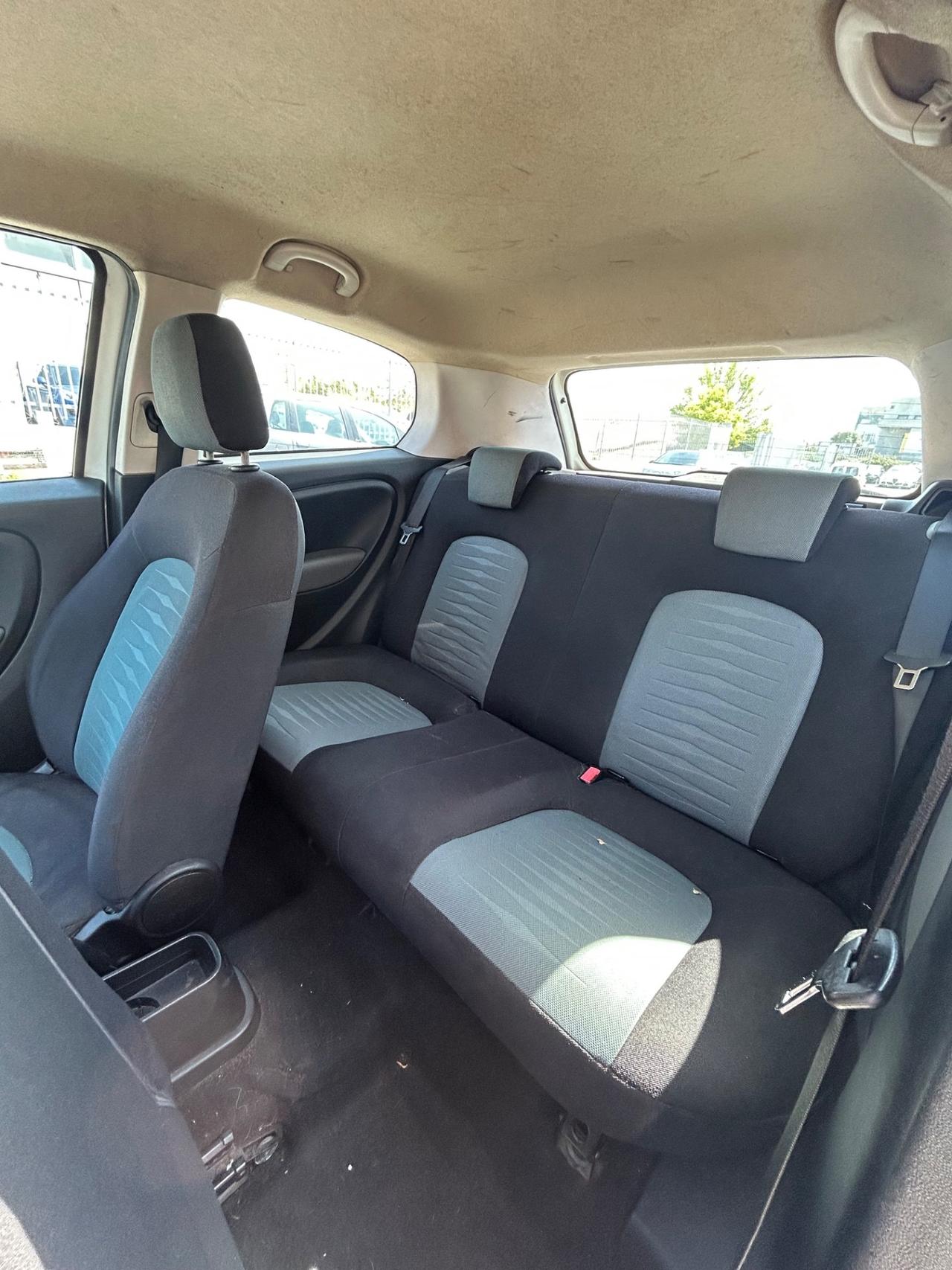 Fiat Grande Punto Grande Punto 1.4 3 p Dynamic Natural Power