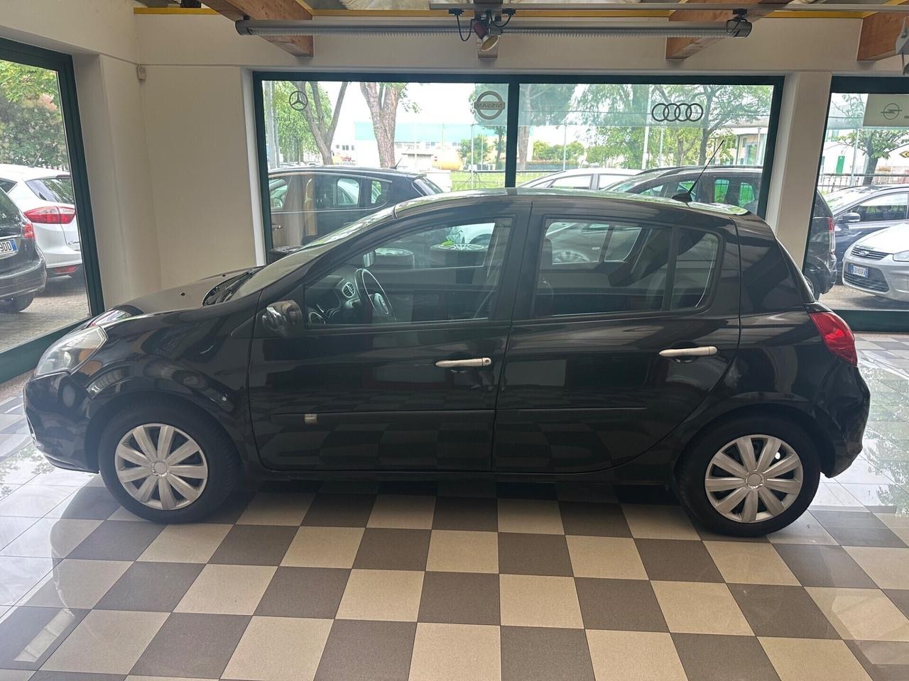 Renault Clio 1.2 16V 5 porte GPL Dynamique