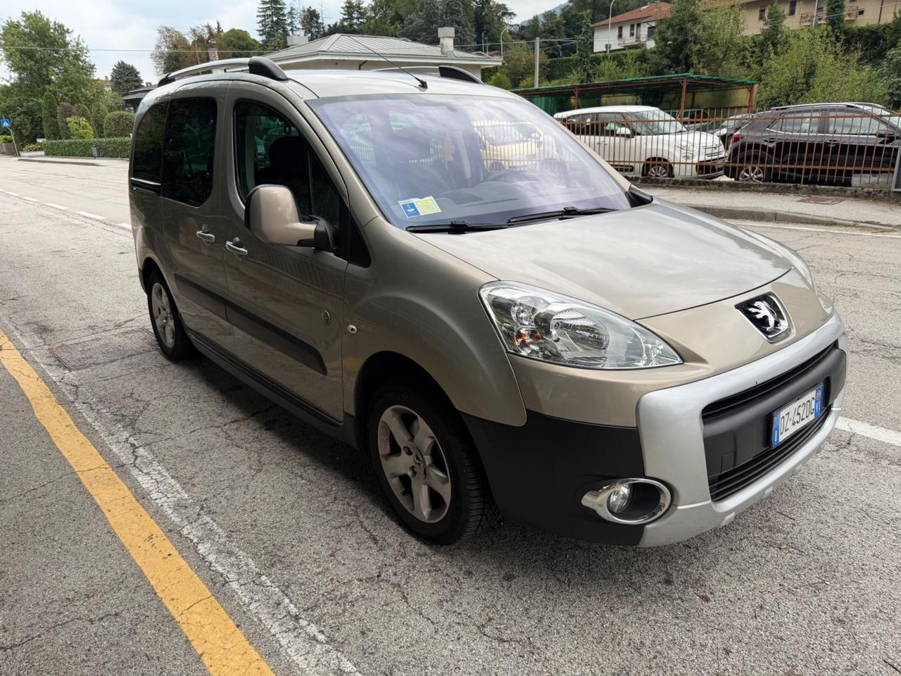 Peugeot Partner Tepee 1.6 HDi 90CV Outdoor