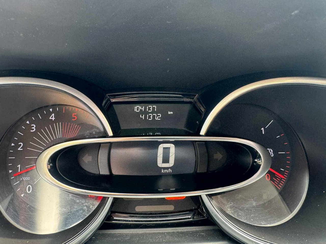 Renault Clio Anno 2016 1.5 Diesel 100.000 Km