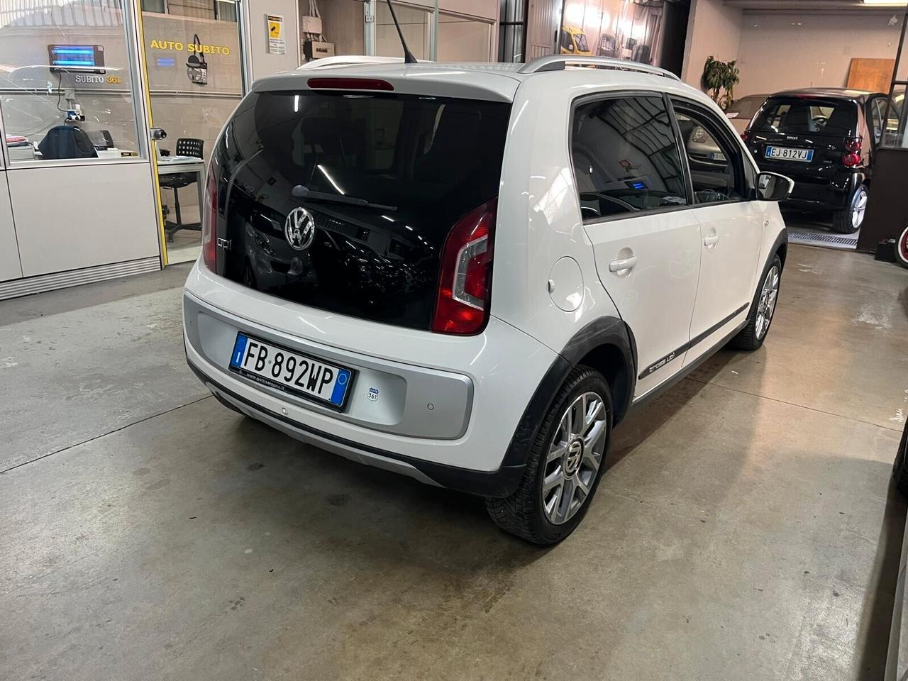 Volkswagen up CROSS 1.0 cambio automatico!!!