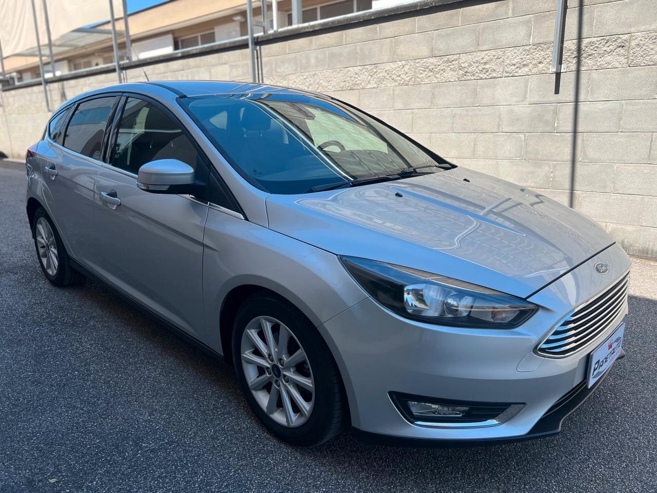 Ford Focus 5pt 1.5 tdci 120cv Titanium NAVI/CAMERA/PDC/16; OK NEOPATENT.