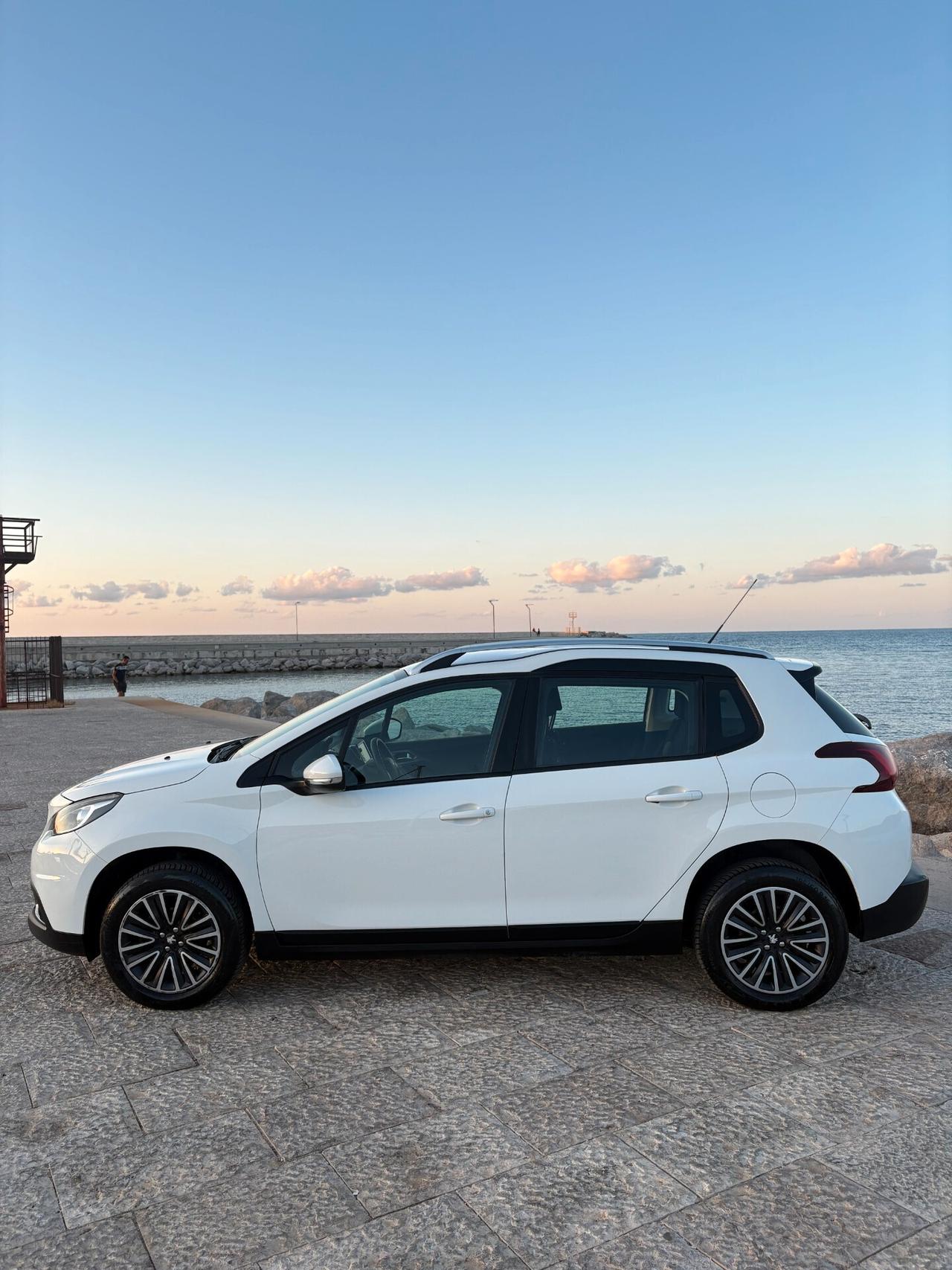 Peugeot 2008 BlueHDi unico proprietario
