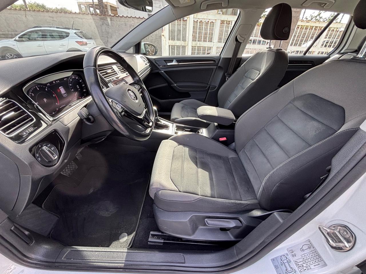 VW GOLF 1.6TDI 116CV DSG EXECUTIVE RETROCAMERA FULL