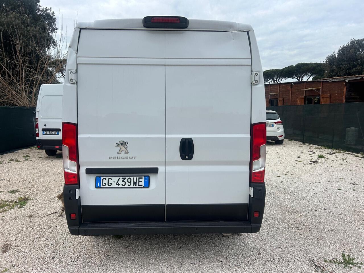 Peugeot Boxer 333 2.2 BlueHDi 140 S&S PC-TM Furgone