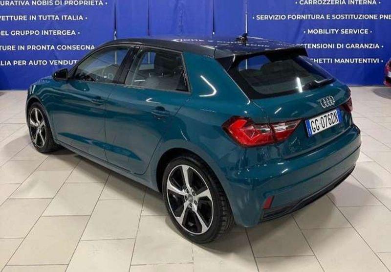 Audi A1 Sportback 25 1.0 tfsi Identity Black