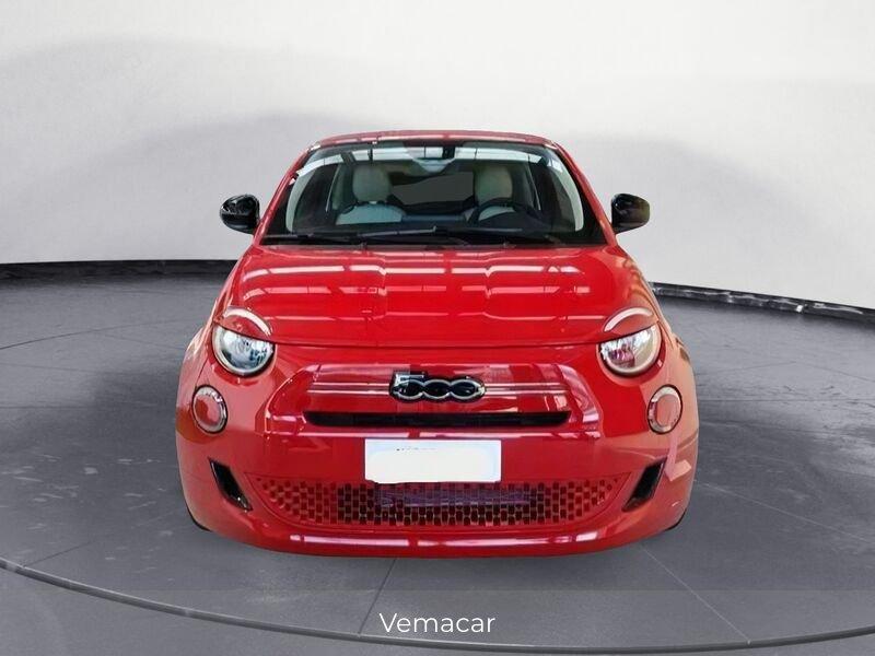 FIAT 500 500 1.0 hybrid Icon-PRONTA CONSEGNA ! OK NEOPATENTATI !