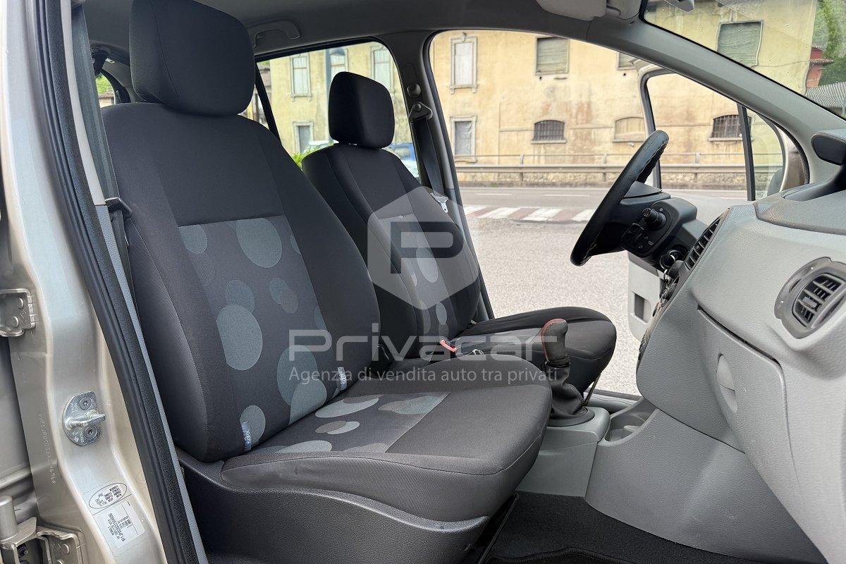 RENAULT Modus 1.2 16V Saint Tropez