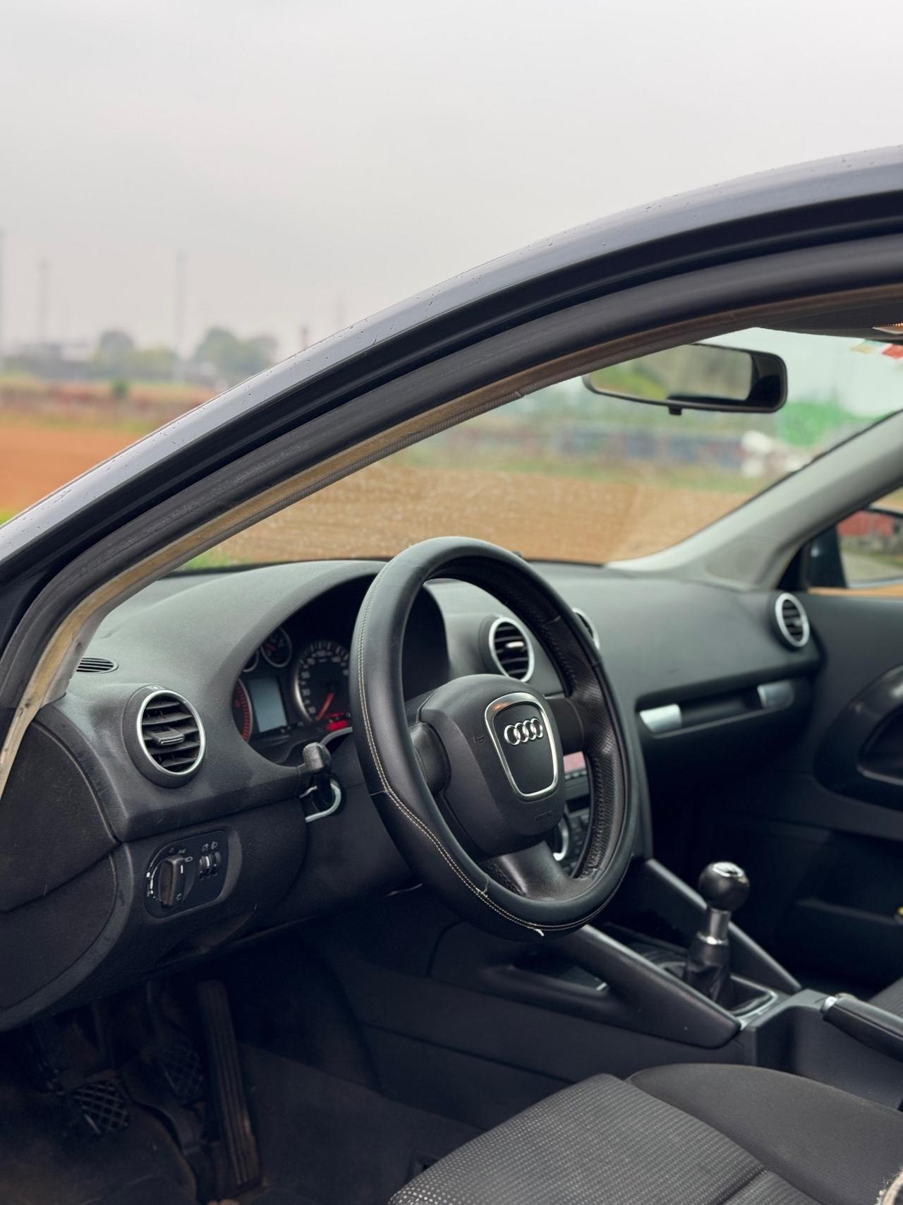 Audi A3 2.0 16V TDI Ambiente