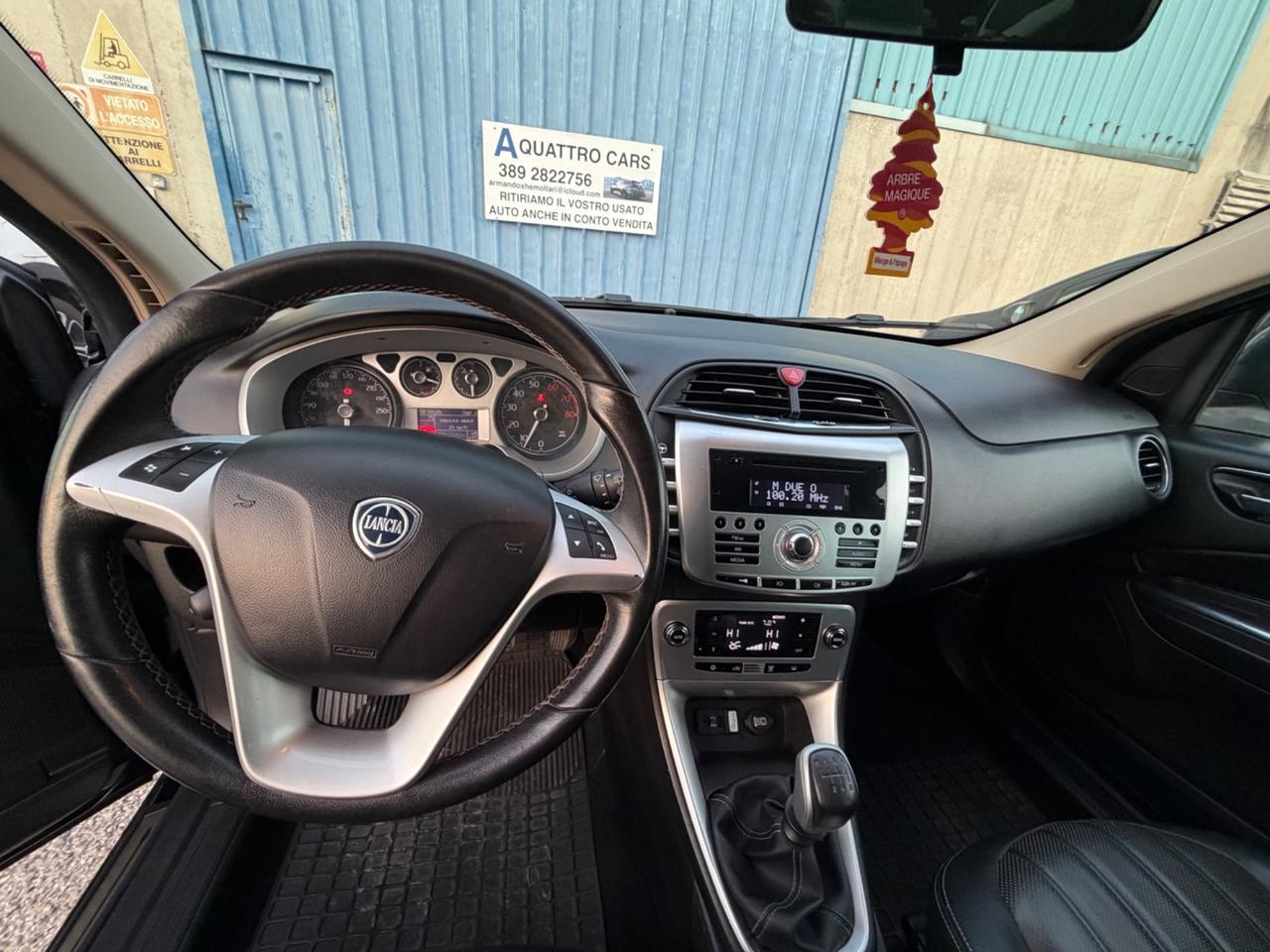 Lancia Delta 1.4 T-Jet 120 CV Silver Ecochic GPL