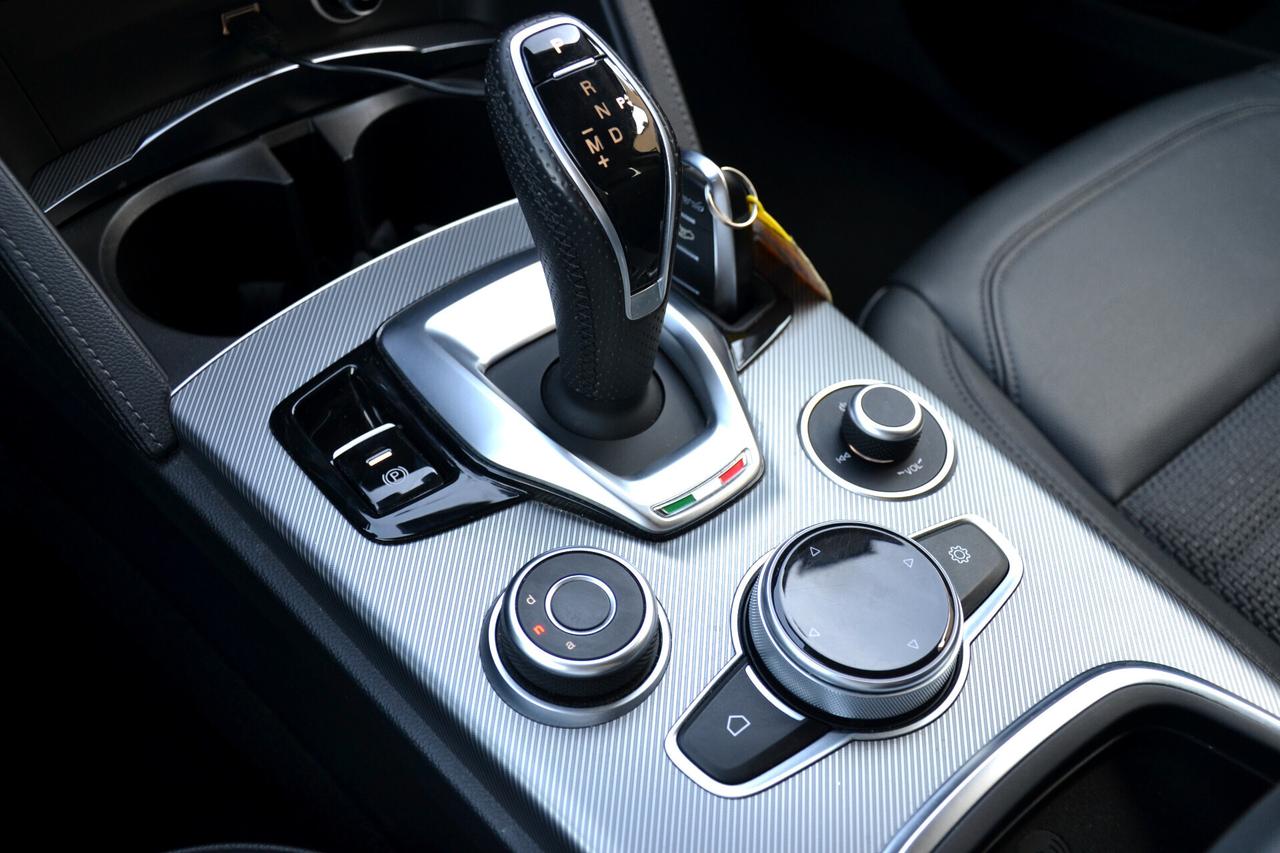 Alfa Romeo Stelvio 2.2 190CV AT8 Q4 SPRINT **PAD.F1-LED-NAV-RETROCAM*