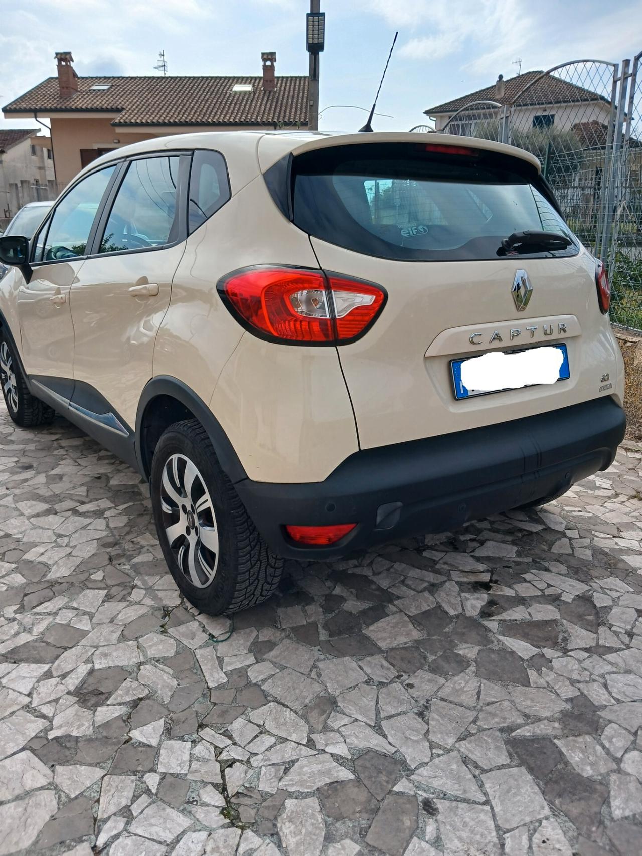 Renault Captur dCi 8V 90 CV Start&Stop Energy Iconic