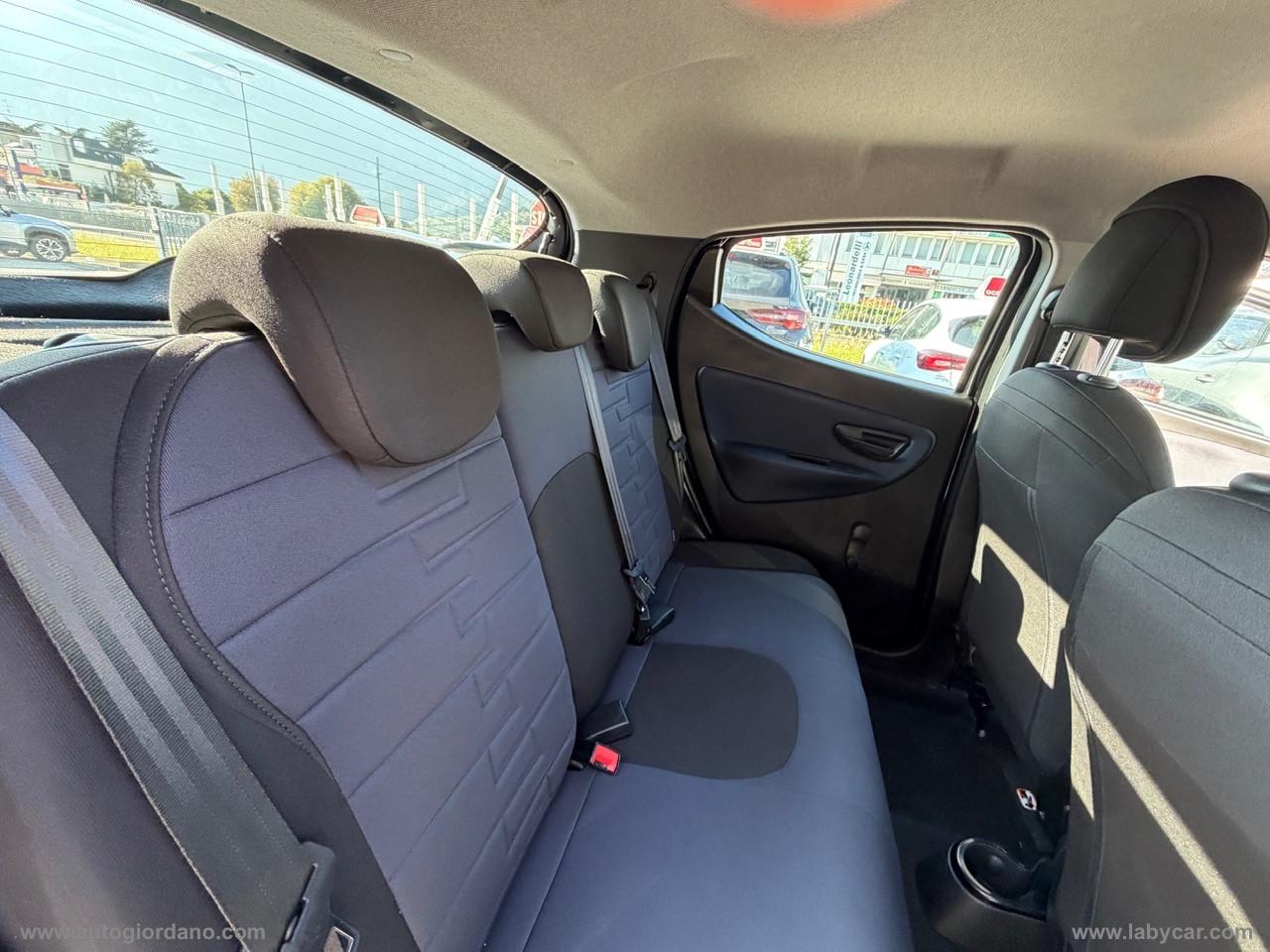 LANCIA Ypsilon 1.0 FireFly 5p.S&S Hyb. Platino