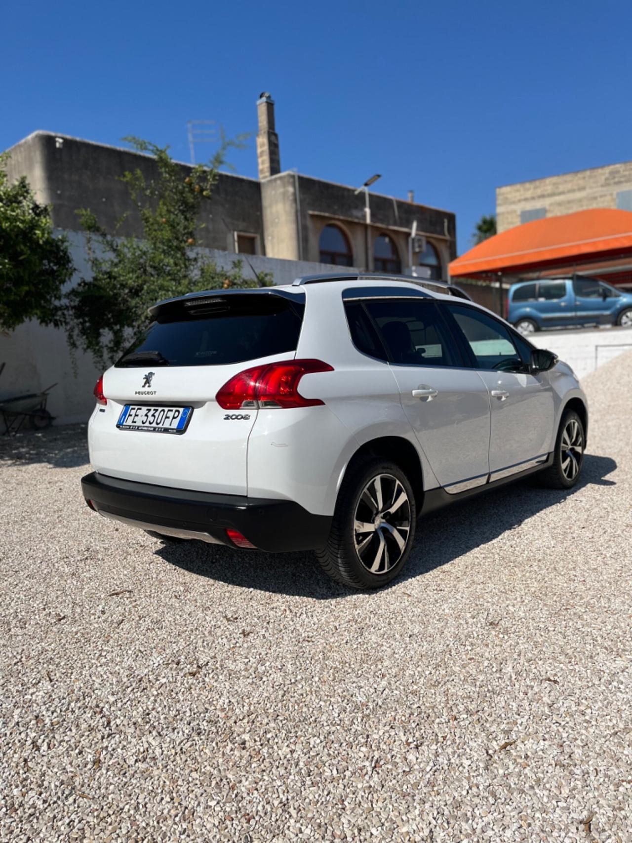 Peugeot 2008 BlueHDi allure