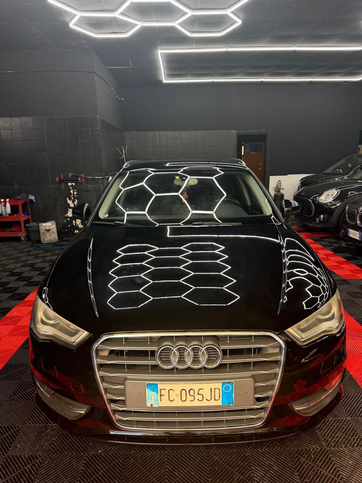 Audi A3 1.6 TDI clean diesel Attraction