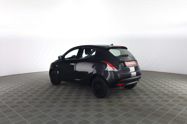 LANCIA Ypsilon Ypsilon 1.0 FireFly 5 porte S&S Hybrid Silver
