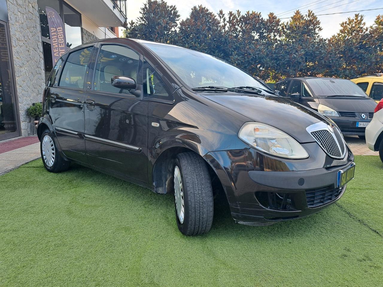 Lancia MUSA 1.4 16V Platino Plus