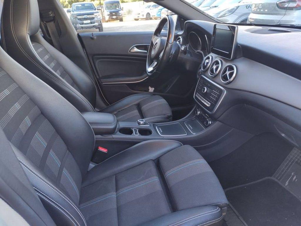 MERCEDES CLA 220 d S.W. Automatic Premium del 2017