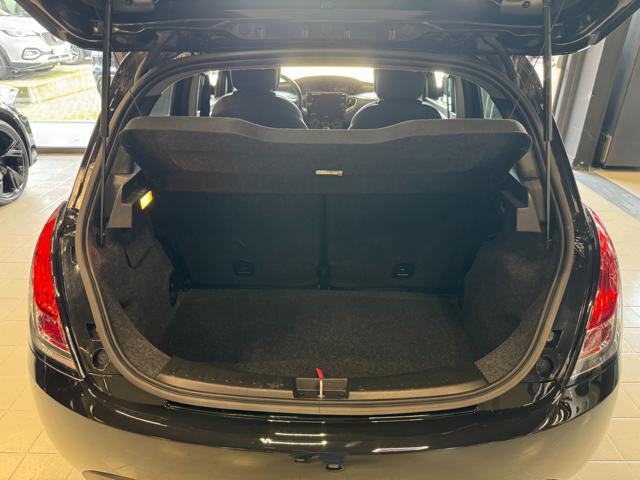 LANCIA Ypsilon 1.0 FireFly 5 porte S&S Hybrid Gold