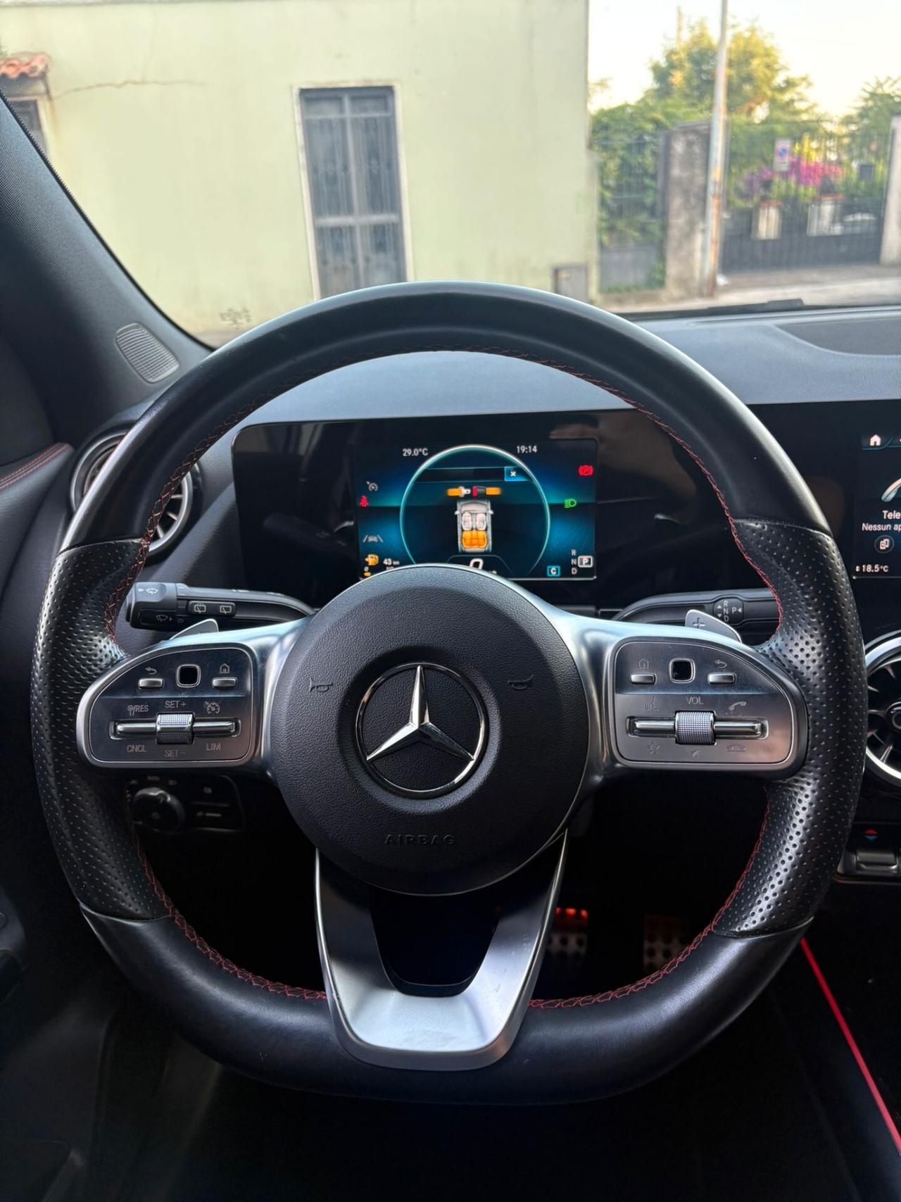 Mercedes-benz GLA 200 d Automatic Premium