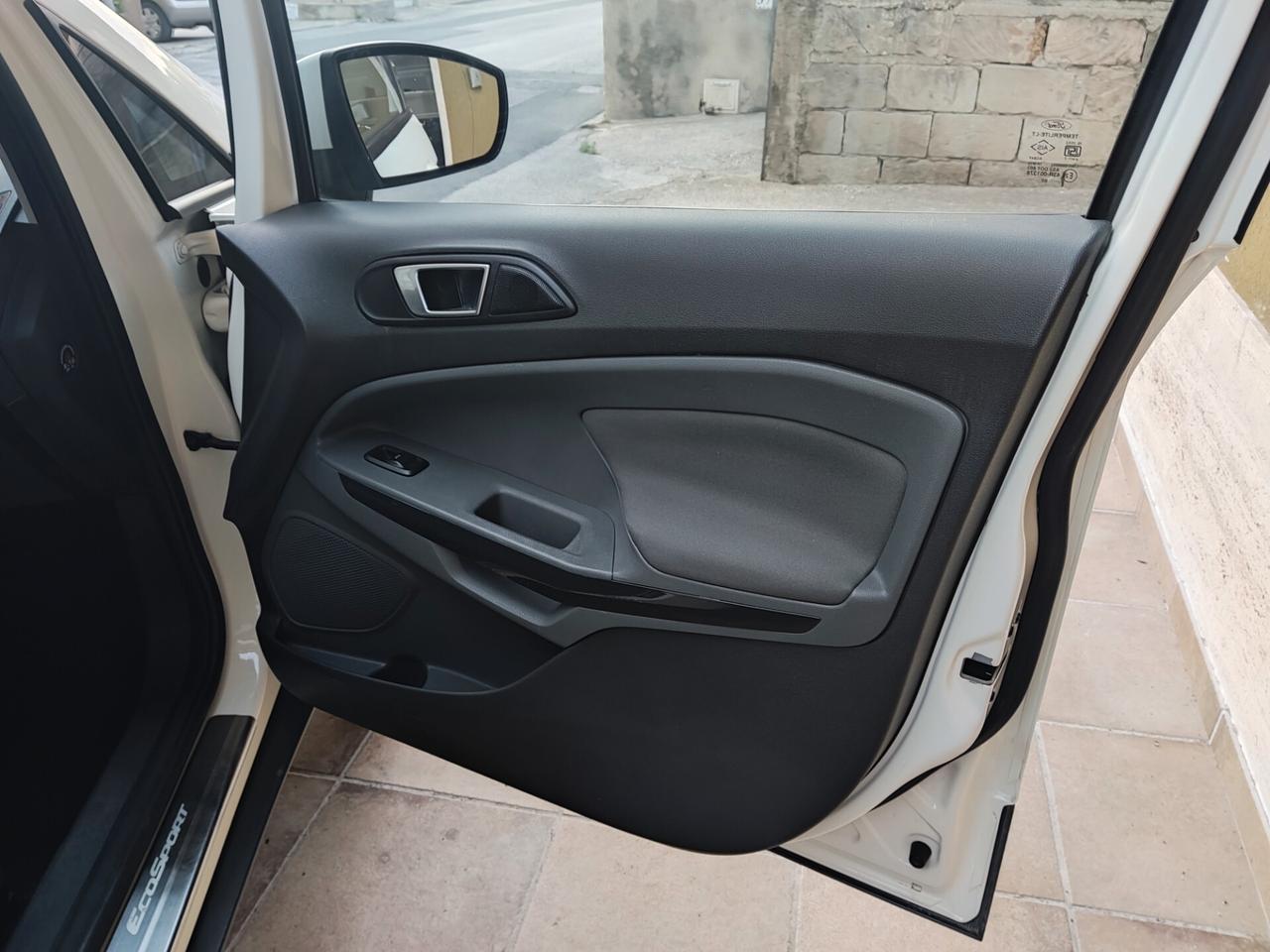 Ford EcoSport 1.5 TDCi Titanium OK NEOP