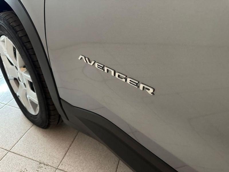 Jeep Avenger 1.2 Turbo Altitude MHEV IVA ESPOSTA