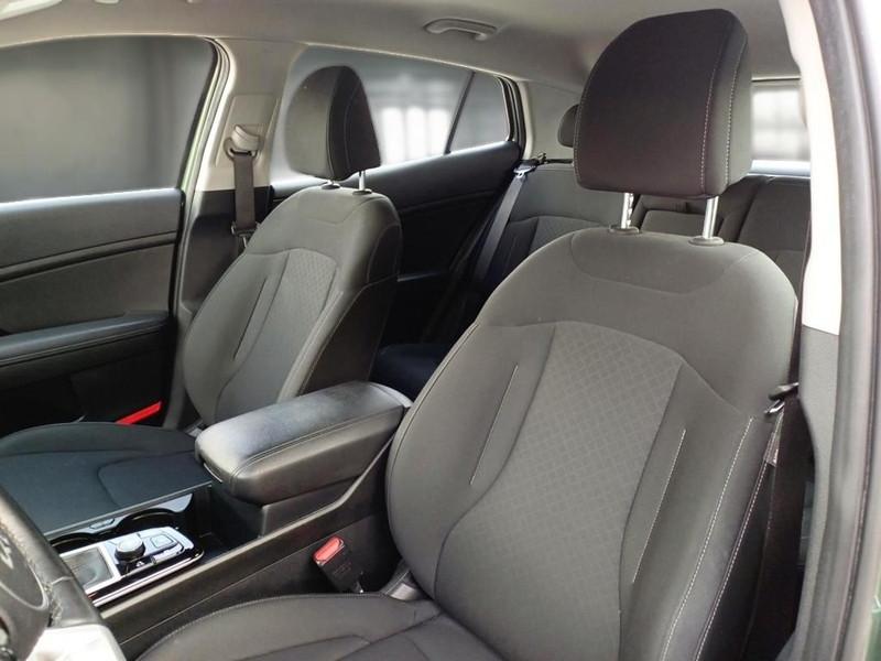 KIA SPORTAGE 1.6 CRDI MHEV BUSINESS 2WD DCT SUV