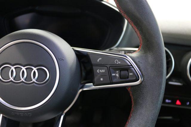 AUDI TT Coupé 2.0 TFSI quattro S tronic S line