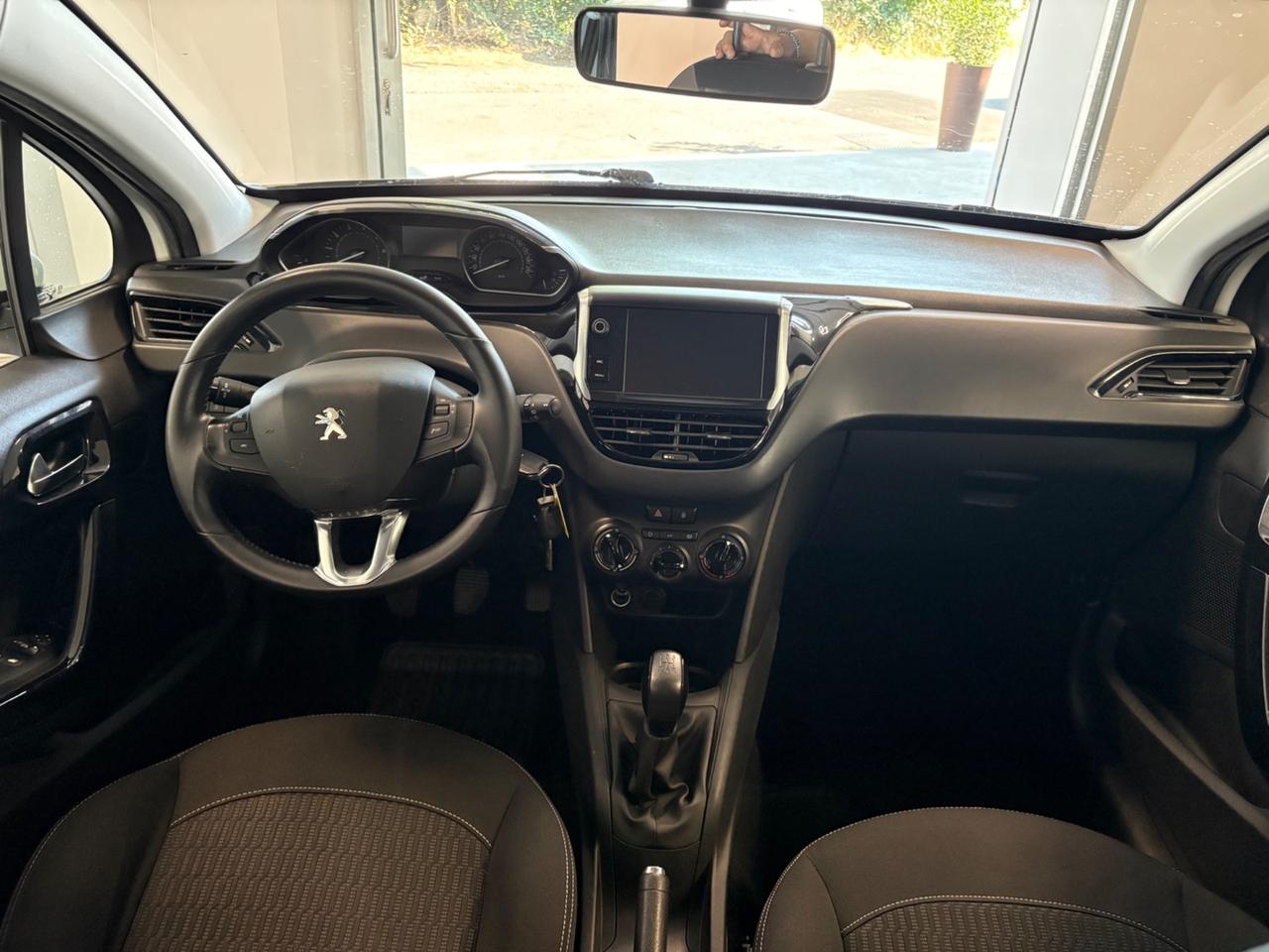 Peugeot 208 PureTech 82 5 porte Allure