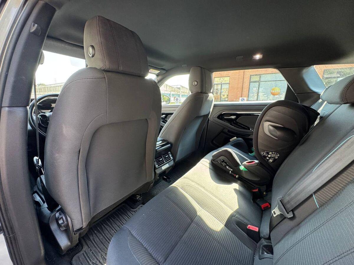Land Rover Range Rover Evoque 2.0d i4 mhev R-Dynamic SE awd 150cv auto