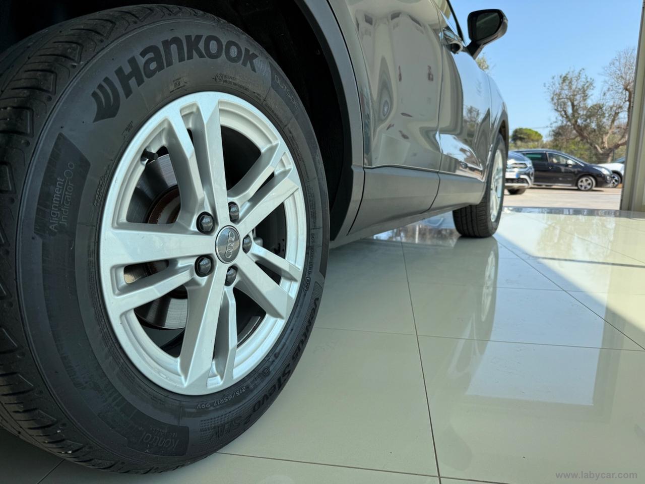 AUDI Q3 35 TDI S tronic Business