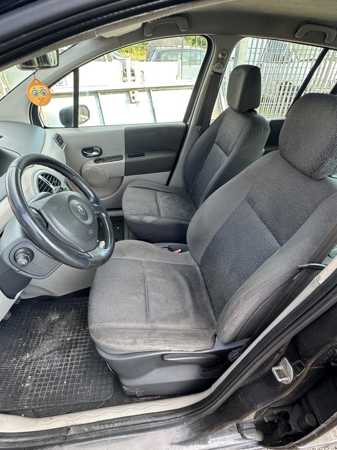 Renault Modus 1.5 dCi 85CV