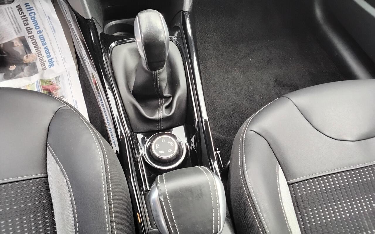 Peugeot 2008 BlueHDi 100 Allure